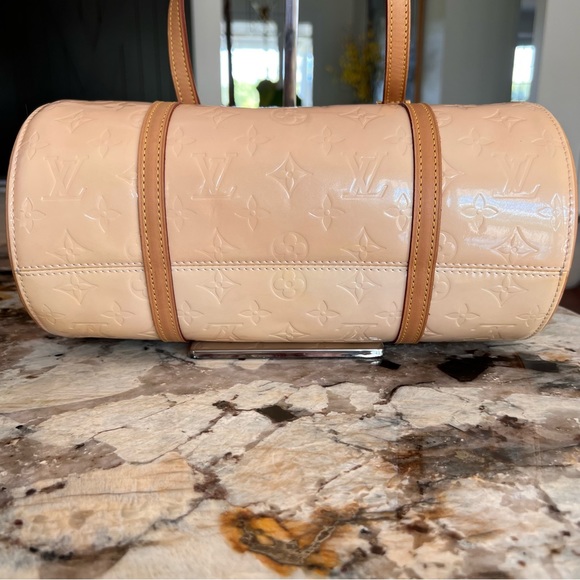 - Louis Vuitton Vernis Bedford Bag - Picture 12 of 15